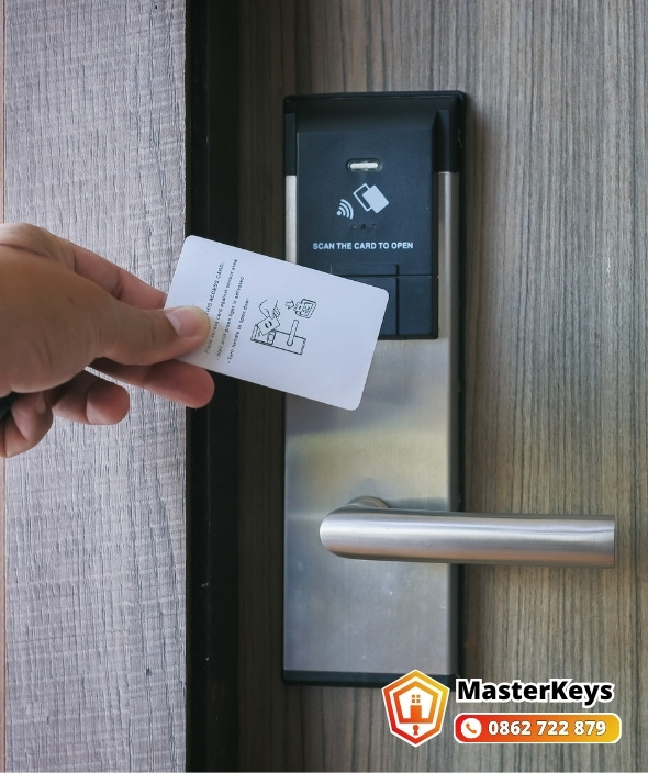Kiểm tra chip thẻ từ Mifare Classic và DESFire trước khi sao chép tại chung cư Quận 11