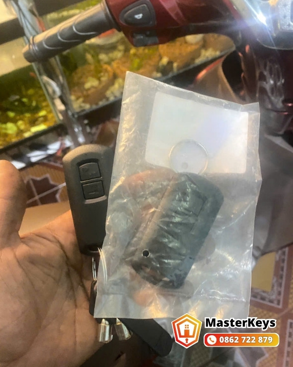 Sửa khóa smartkey xe máy Honda tại chỗ khu Thảo Điền
