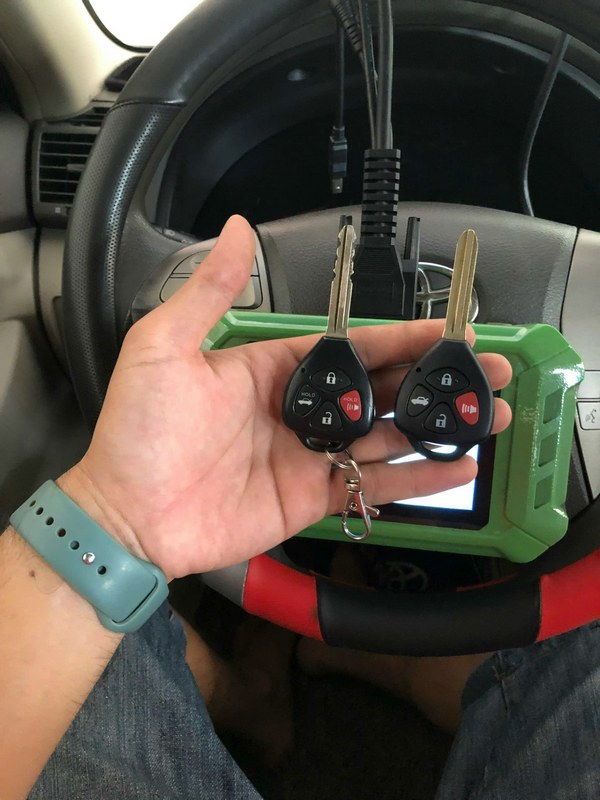 Làm Chìa Khóa Ô Tô Đa Năng – Hỗ Trợ Mọi Loại Xe, Mọi Hãng