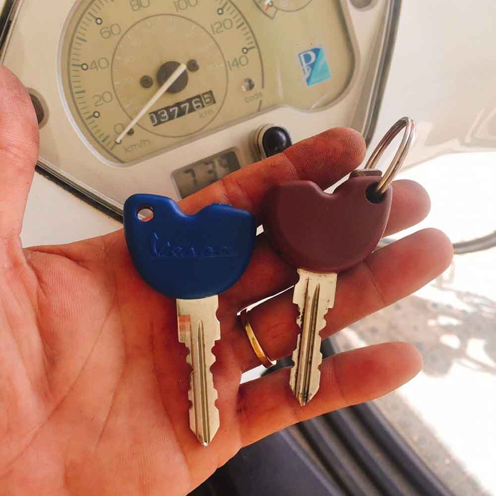 làm chìa khóa vespa
