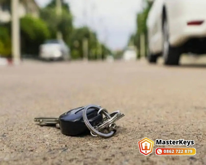 Mất Chìa Khóa Ô Tô — Bình Tĩnh, Đừng Làm 3 Điều Này Trước