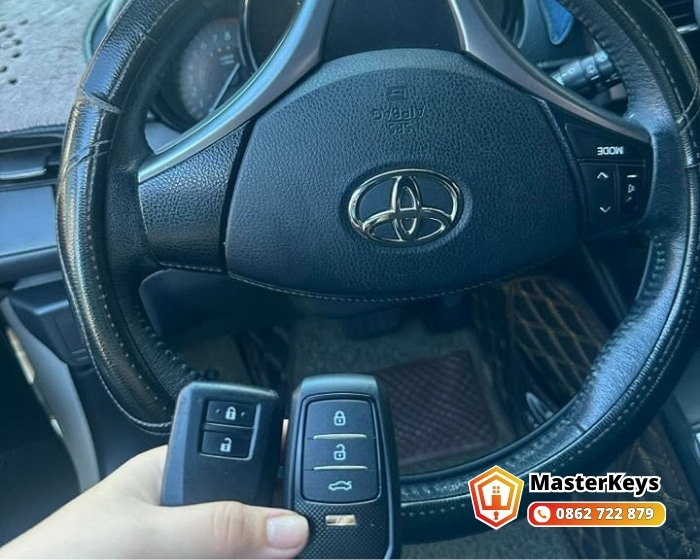 Quy Trình Làm Chìa Khoá Xe Yaris Diễn Ra Như Thế Nào?