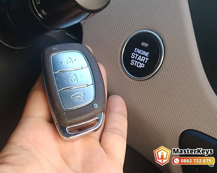 Hyundai i10 Dùng Loại Chìa Nào? Cơ, Remote Hay Smartkey?