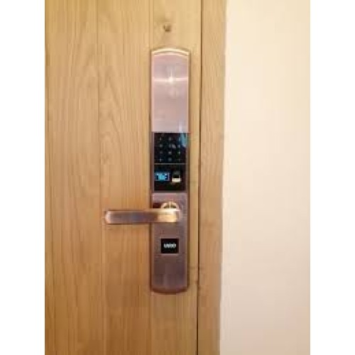lắp khóa vân tay cho cửa gỗ