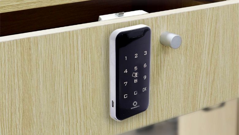 Cách Mở Cửa Tủ Khi Mất Chìa Khóa: 5 Bước Dễ Dàng, Bảo Đảm Thành Công 99%