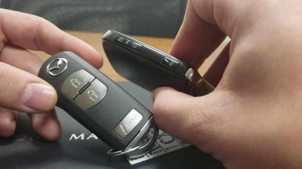 Làm chìa khóa CX5 Mazda Tận Nơi | Chính Hãng | BH 12 Tháng