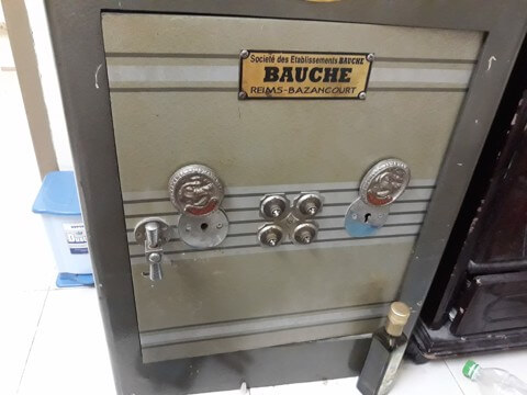 Cách Mở Khóa Két Sắt Bauche 4 Núm Vặn, Mã Chữ, Điện Tử