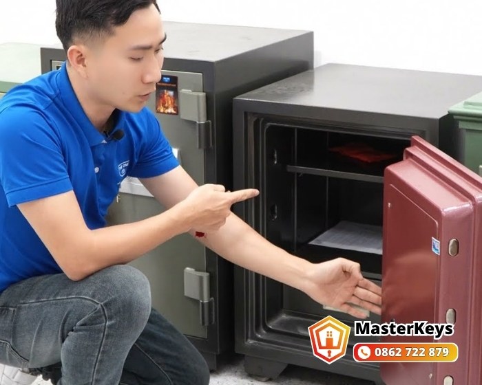 Trước Tiên: Xác Định Đúng Nguyên Nhân Không Mở Được Két
