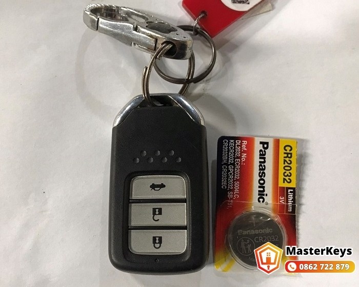 Chuẩn bị trước khi thay pin chìa khóa Honda City