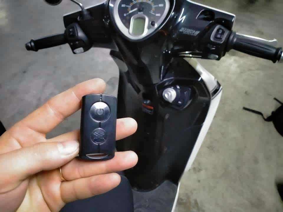 Chìa Khóa Xe Janus Hết Pin | Hướng Dẫn Xử Lý Từ A-Z Ngay Tại Nhà