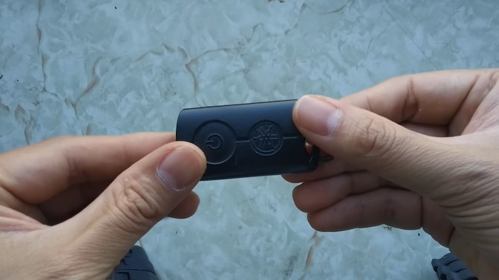 Chìa Khóa Xe Janus Hết Pin | Hướng Dẫn Xử Lý Từ A-Z Ngay Tại Nhà