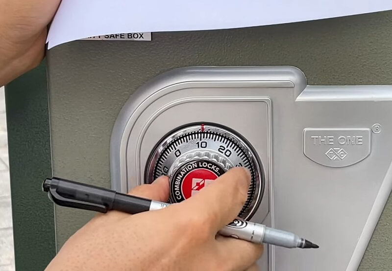 [Bảng Giá] Sửa Két Sắt Hòa Phát Minh Bạch | Không Phí Ẩn