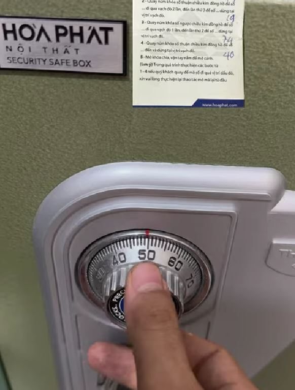 Cách Mở Két Sắt Hòa Phát KA22 Nhanh Chóng Và An Toàn Nhất