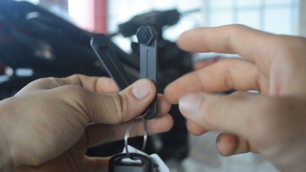 Cách Mở Cốp Xe AB Mọi Đời Nhanh Chóng Và An Toàn Nhất