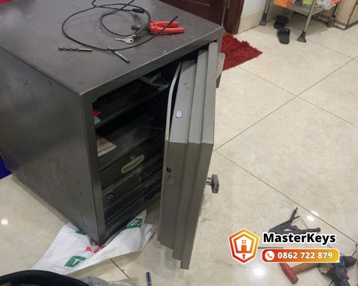 Sửa Két Sắt Hòa Phát: Tổng Quan Dịch Vụ Tại Nhà