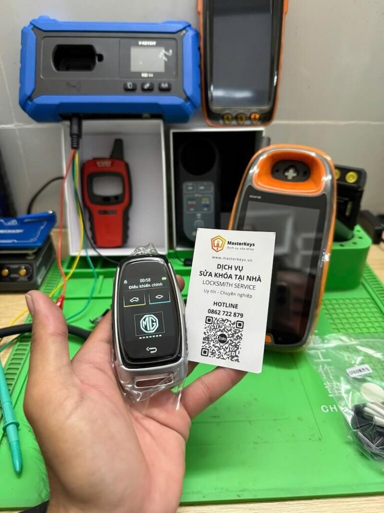 Làm Chìa Khóa Chevrolet Cruze Uy Tín | Smartkey, Remote, Chìa Cơ