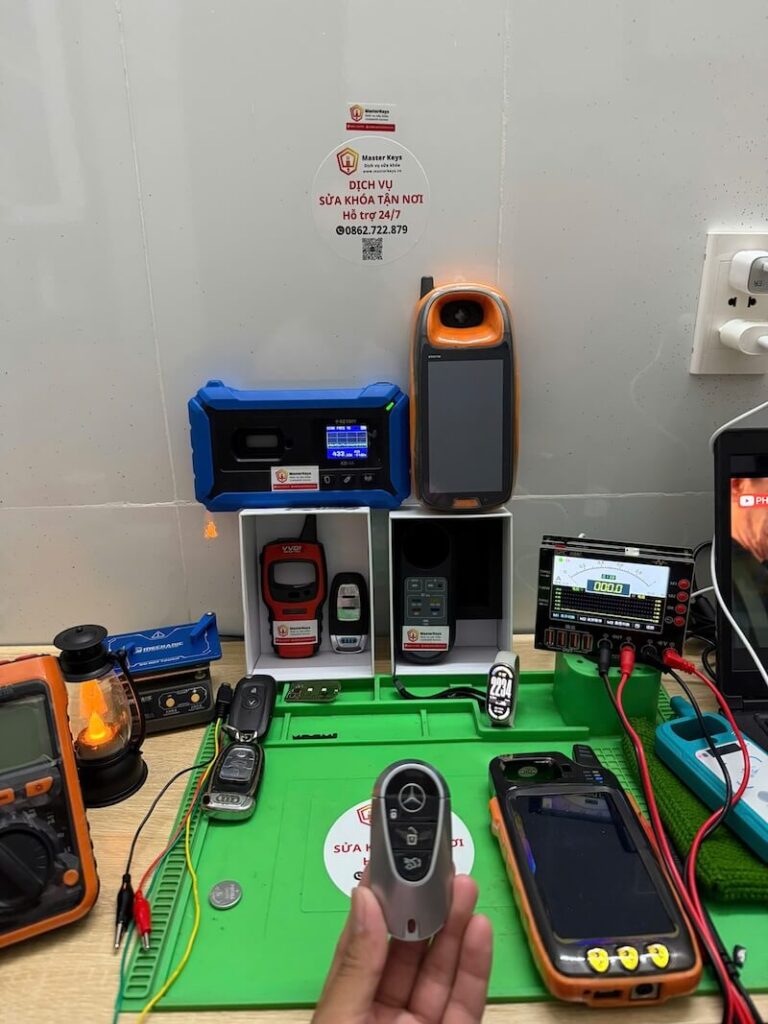 Làm Chìa Khóa Chevrolet Cruze Uy Tín | Smartkey, Remote, Chìa Cơ