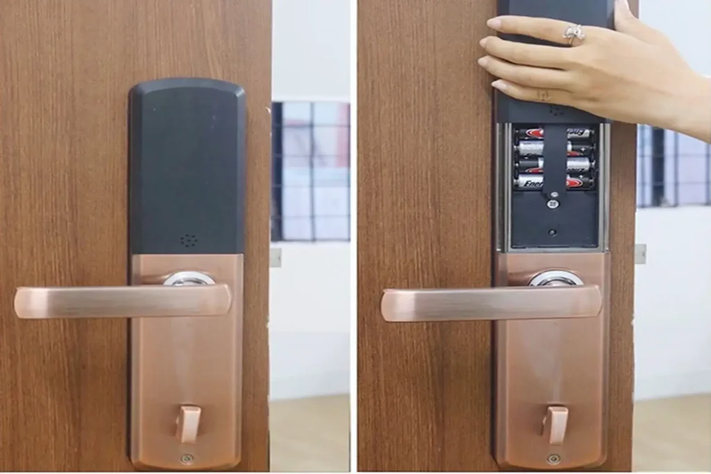 Khóa Vân Tay Hết Pin Phải Làm Sao? 3 Giải Pháp Hiệu Quả Cho Bạn