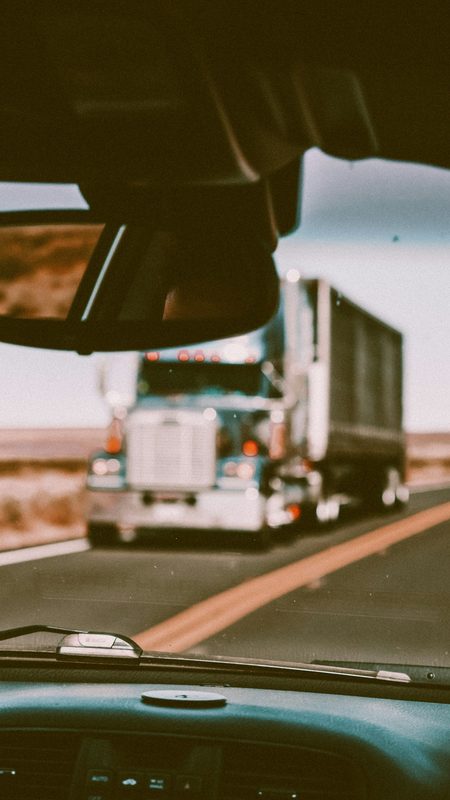 cách mở cửa xe tải khi quên chìa khóa