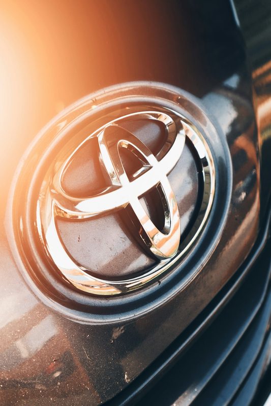 cách mở cửa xe vios khi quên chìa khóa