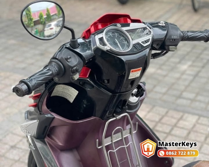 Cách Mở Cốp Xe Nouvo Đời Cũ Bằng Chìa Khóa