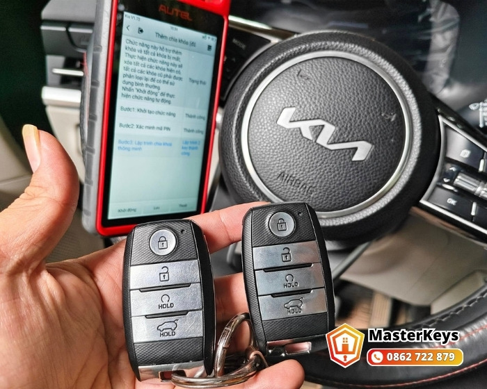 Đa Dạng Dịch Vụ Làm Chìa Khóa Kia Carens Tại MasterKeys