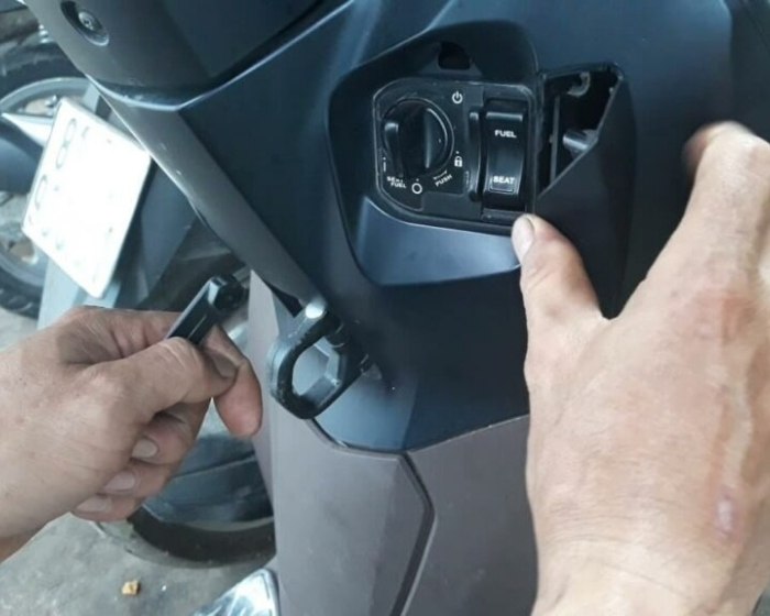Nguyên nhân khóa cổ xe Lead hay bị kẹt và cách phòng ngừa