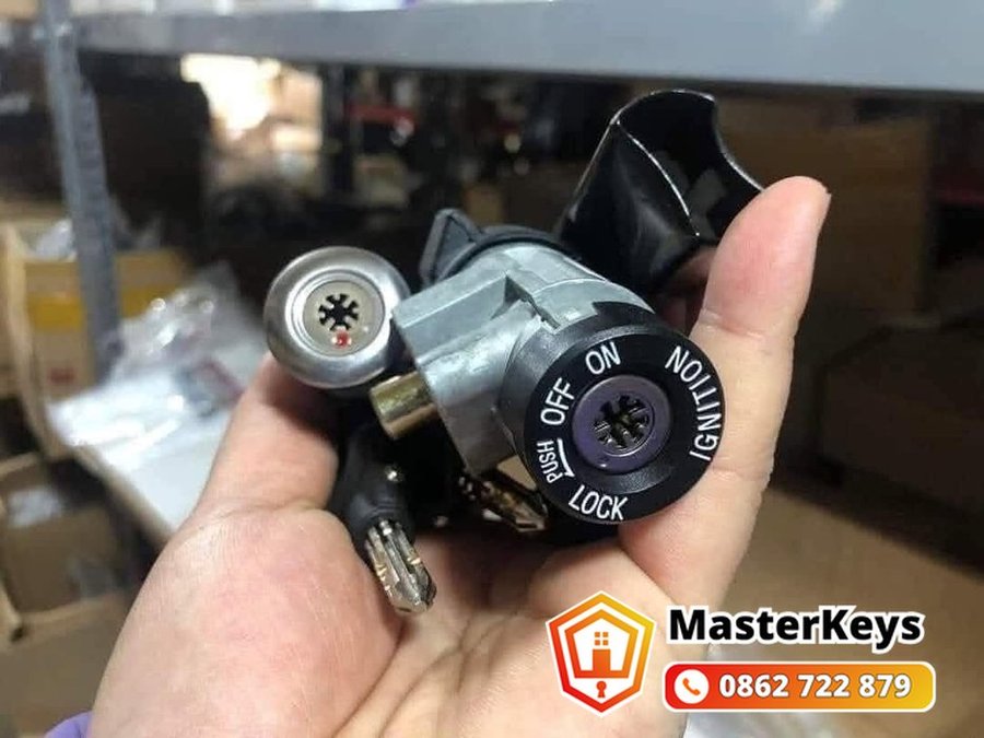 thay ổ khóa xe dream — quy trình thực hiện