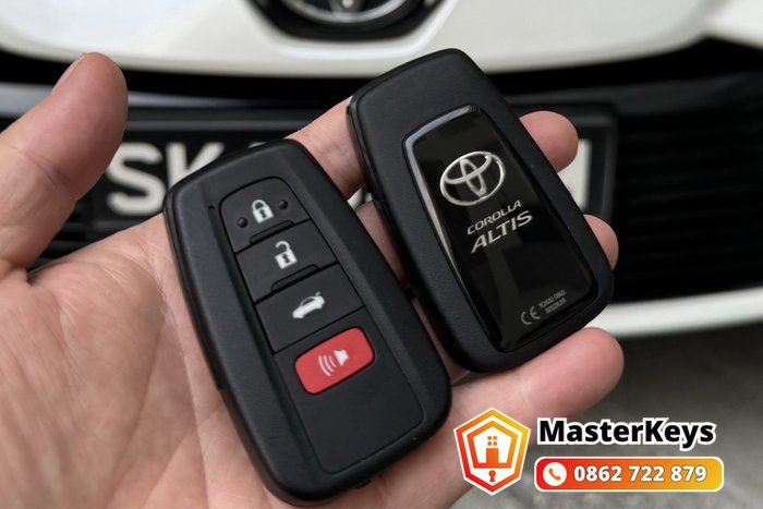 làm chìa khóa xe altis - đa dạng dịch vụ smartkey remote