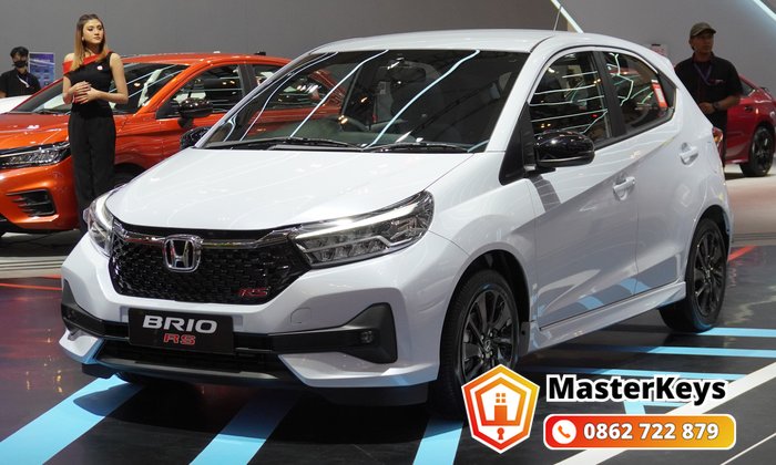 làm chìa khoá xe honda brio — Honda Brio RS ngoại thất